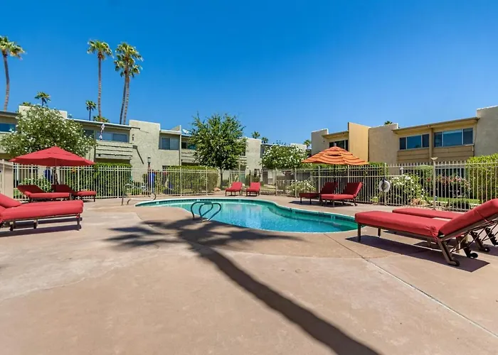 Camelback 446 At Fashion Square Scottsdale