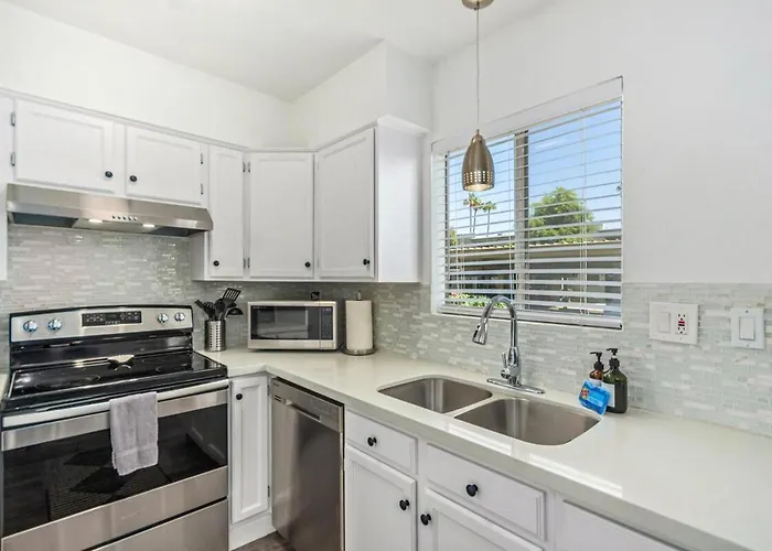 Camelback 446 At Fashion Square Scottsdale